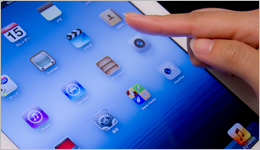 スマートフォンに対応させたサイトが必要です。